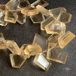 宝石質シトリンAAA-　ラフスライスカットMサイズ　3個　天然石パーツ 2枚目の画像