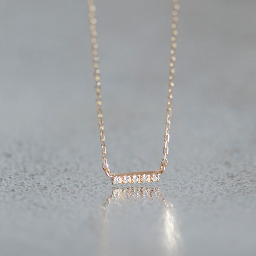 イエローゴールド 華奢見えストレート ダイヤモンドネックレス スキン  