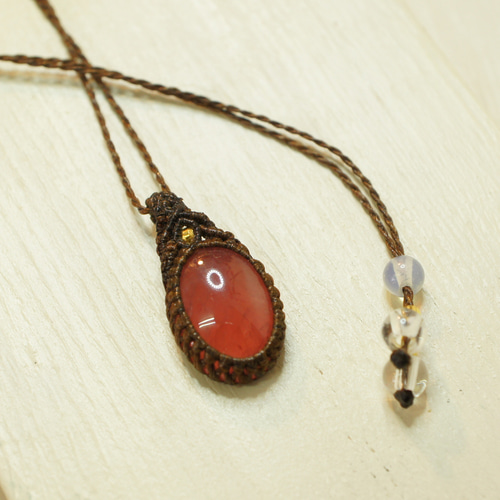 マクラメ編みインカローズ（ロードクロサイト）ペンダント ネックレス