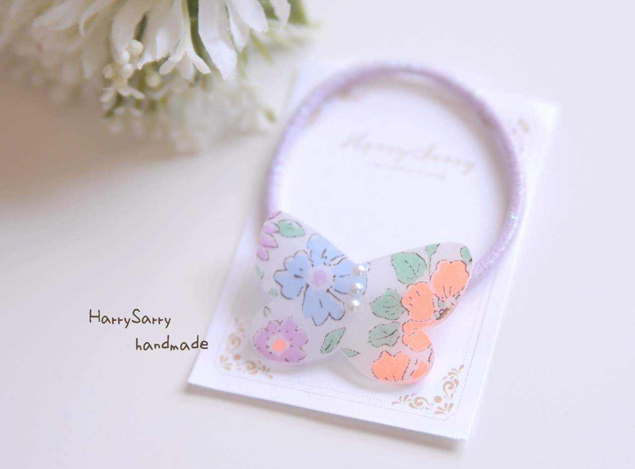 新作〉蝶々＊リバティ生地とレジンのヘアゴム♪ ヘアゴム HarrySarry
