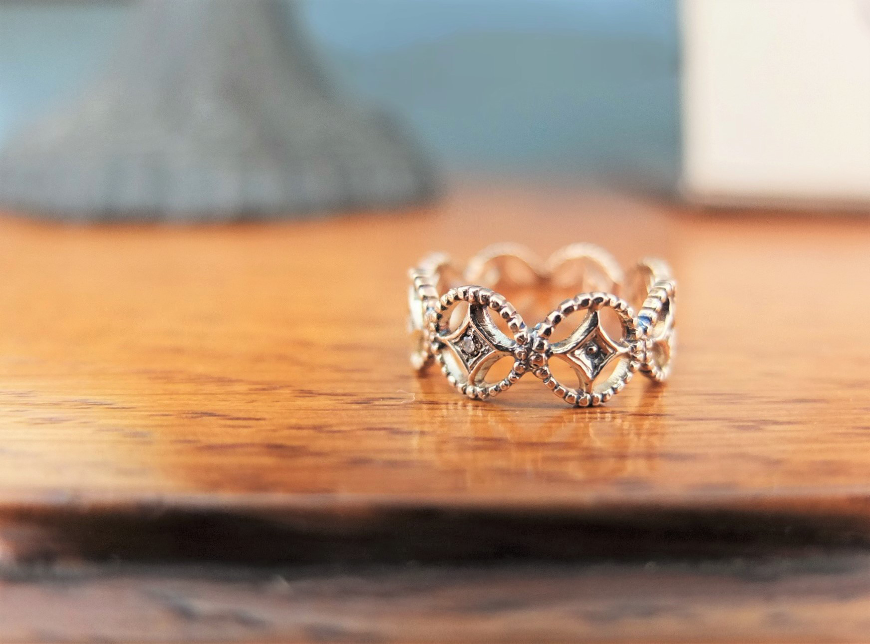 Halo 天使の輪　アンティーク風 K10YGダイアモンドリング