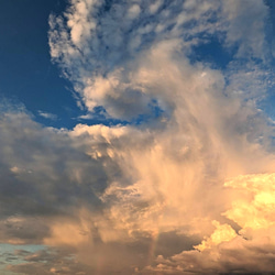 トートバッグ　虹色の空　雲の絵　空と海の絵　レインボーカラー綿菓子雲虹色ナチュラルエコバッグマルシェバッグ肩掛けバッグ 13枚目の画像