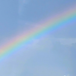 トートバッグ　虹色の空　雲の絵　空と海の絵　レインボーカラー綿菓子雲虹色ナチュラルエコバッグマルシェバッグ肩掛けバッグ 3枚目の画像