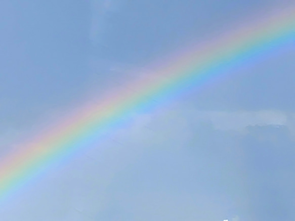 トートバッグ　虹色の空　雲の絵　空と海の絵　レインボーカラー綿菓子雲虹色ナチュラルエコバッグマルシェバッグ肩掛けバッグ 3枚目の画像
