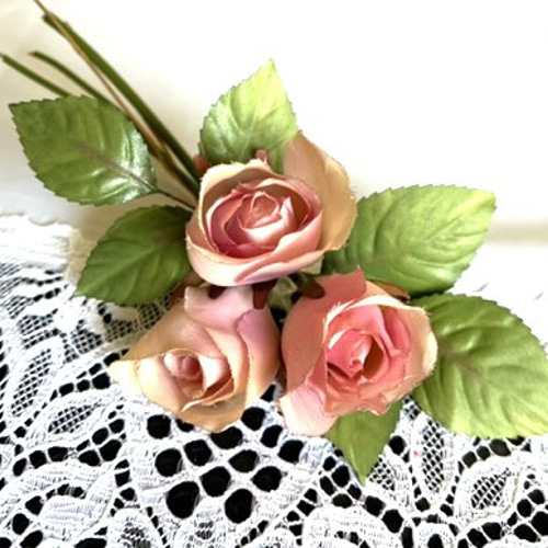 手染め布花 ②ミニバラ3輪 フォーマル・カジュアル・お呼ばれ・発表会  