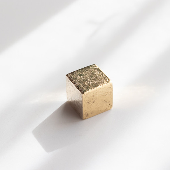 ペーパーウェイト 真鍮無垢 金属製 その他インテリア雑貨 yoki 通販