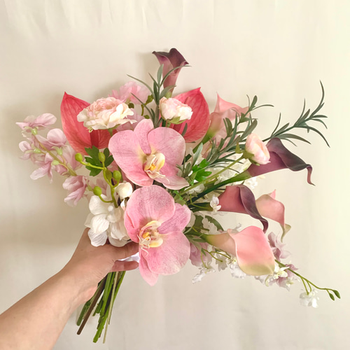 ピンク胡蝶蘭♡カラー♡アンスリューム♡韓国風ウェディングブーケ