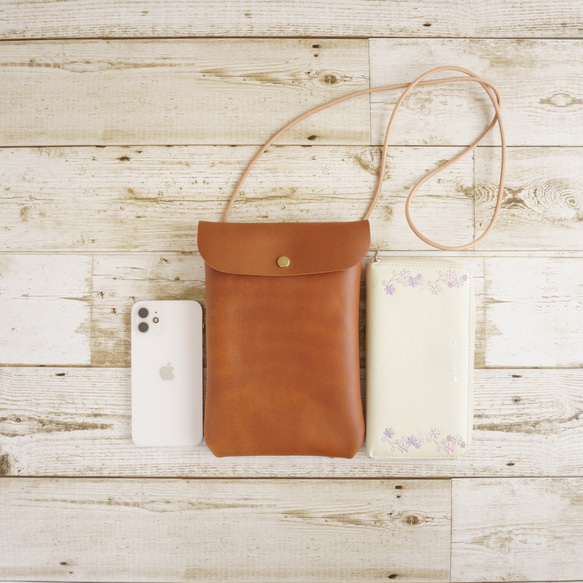 長財布とスマホが余裕で入るサコッシュ ショルダー斜め掛けタイプ 縦型 茶系  Phone Leather Pouch 2枚目の画像