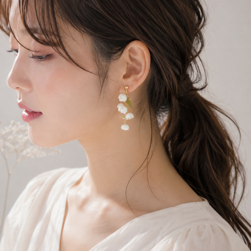 スズランの本物の花ピアス｜繊細で上品なフラワーアクセサリー 母の日