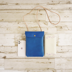 長財布とスマホが余裕で入るサコッシュ ショルダー斜め掛けタイプ 縦型 ブルー 青 Phone Leather Pouch 2枚目の画像
