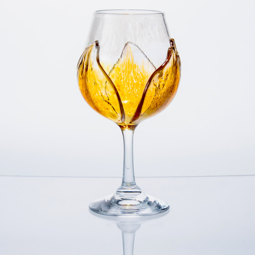 つぼみワイングラス（ゴールドトパーズ） ワイングラス 花宵