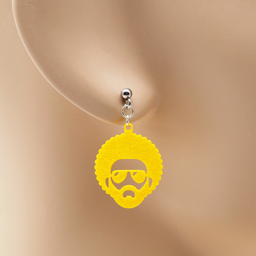 アフロ Ω 軽さは正義 Ω ピアス Ω イヤリング ピアス（フック・チェーン