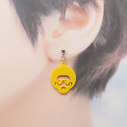 アフロ Ω 軽さは正義 Ω ピアス Ω イヤリング ピアス（フック・チェーン