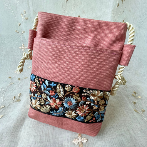 刺繍生地 刺繍レース サコッシュ ポシェット ハンドメイド 切り結ん 