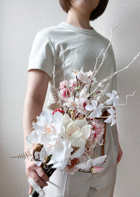 【Akiさま専用】2種の桜・マグノリア・らんの和装ブーケ　アーティフィシャルフラワーブーケ 5枚目の画像