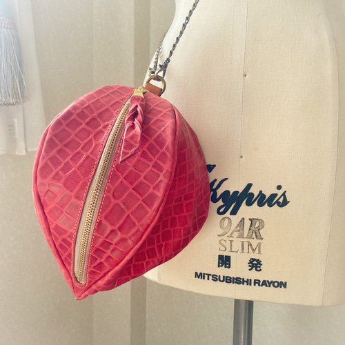 赤　ポーチ　革 楽天市場】本革 スマホポーチ 姫路レザー レザーポーチ ベルト