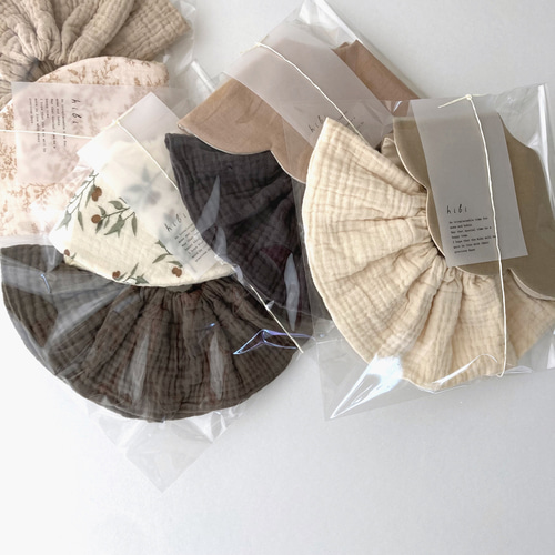 new color!!! 【ruffled collar bib 】ビブ スタイ フリルスタイ 出産