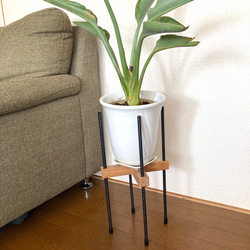 　ウッドプランター　植木鉢置き　木×鉄筋　プランタースタンド　4本脚 2枚目の画像