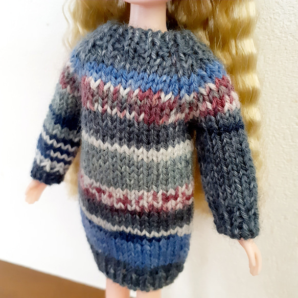 リカちゃんのニットワンピース 3枚目の画像