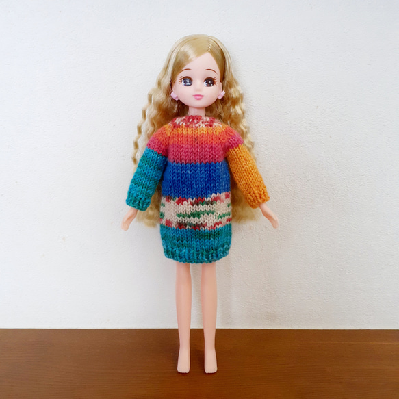 リカちゃんのニットワンピース 1枚目の画像