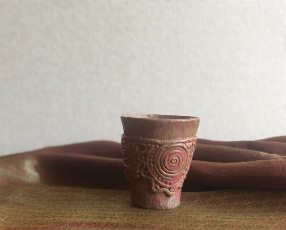 陶器でできた縄文土器風のカップ（1） 5枚目の画像