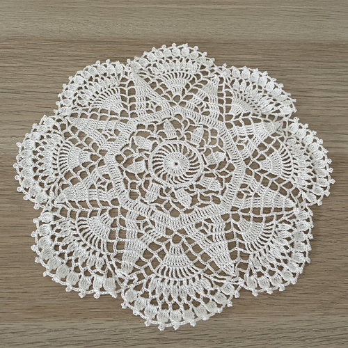 極細白いレースドイリービンテージ 楽天市場】手編み レースドイリー 4