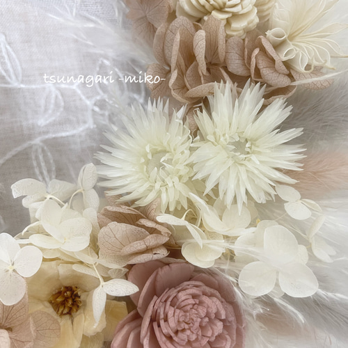 パンパスグラスリースブーケ 2025. 9. 10 :ﾟ・⋆｡🍁🍂✰⋆｡:ﾟ ꧁ᬊᬁᥬブーケ工房Flowerᬊ᭄