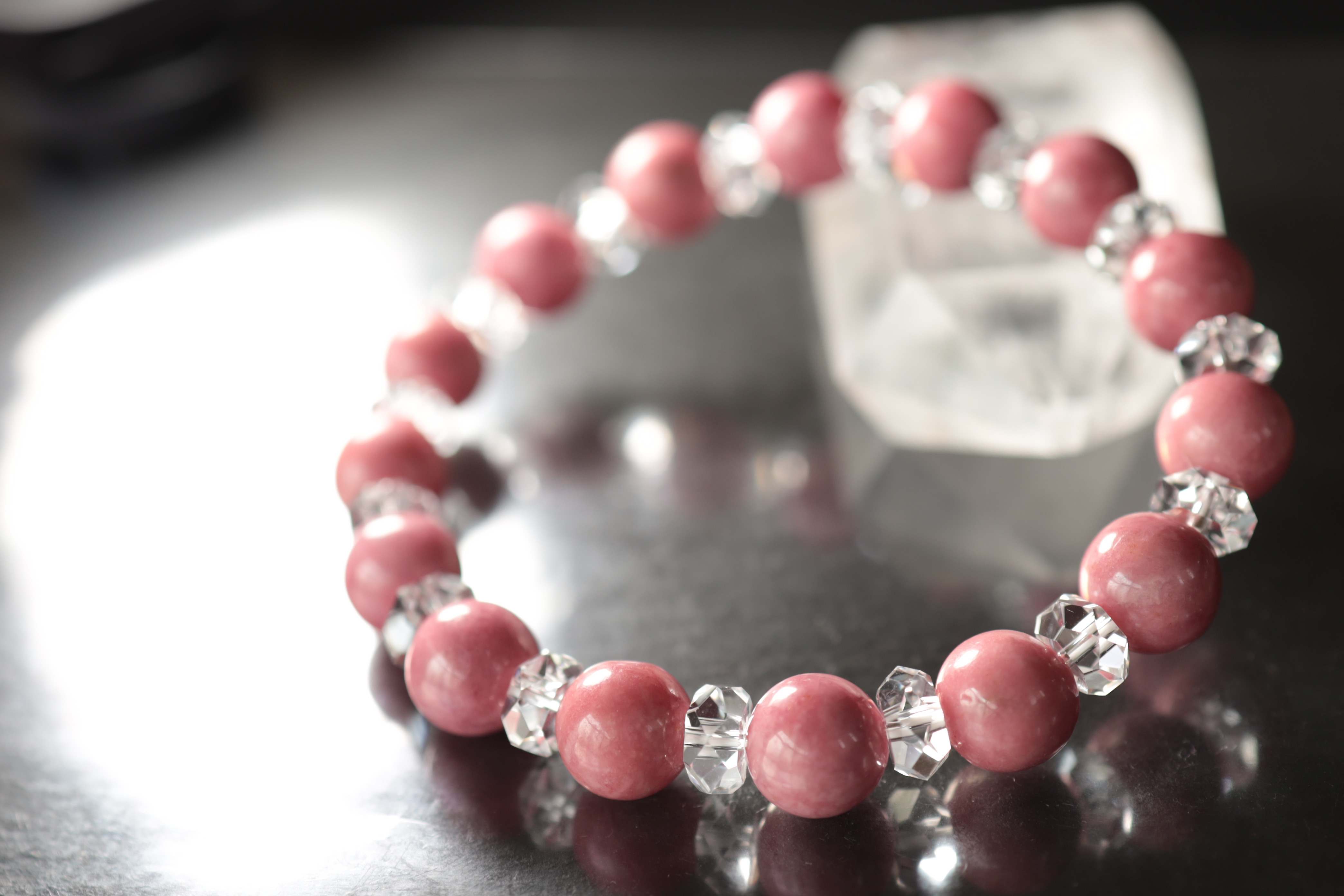 …☆プレミアムブレス☆友愛の心☆…☆ロードナイト：10ミリ＆水晶☆…☆天然石ブレスレット☆…