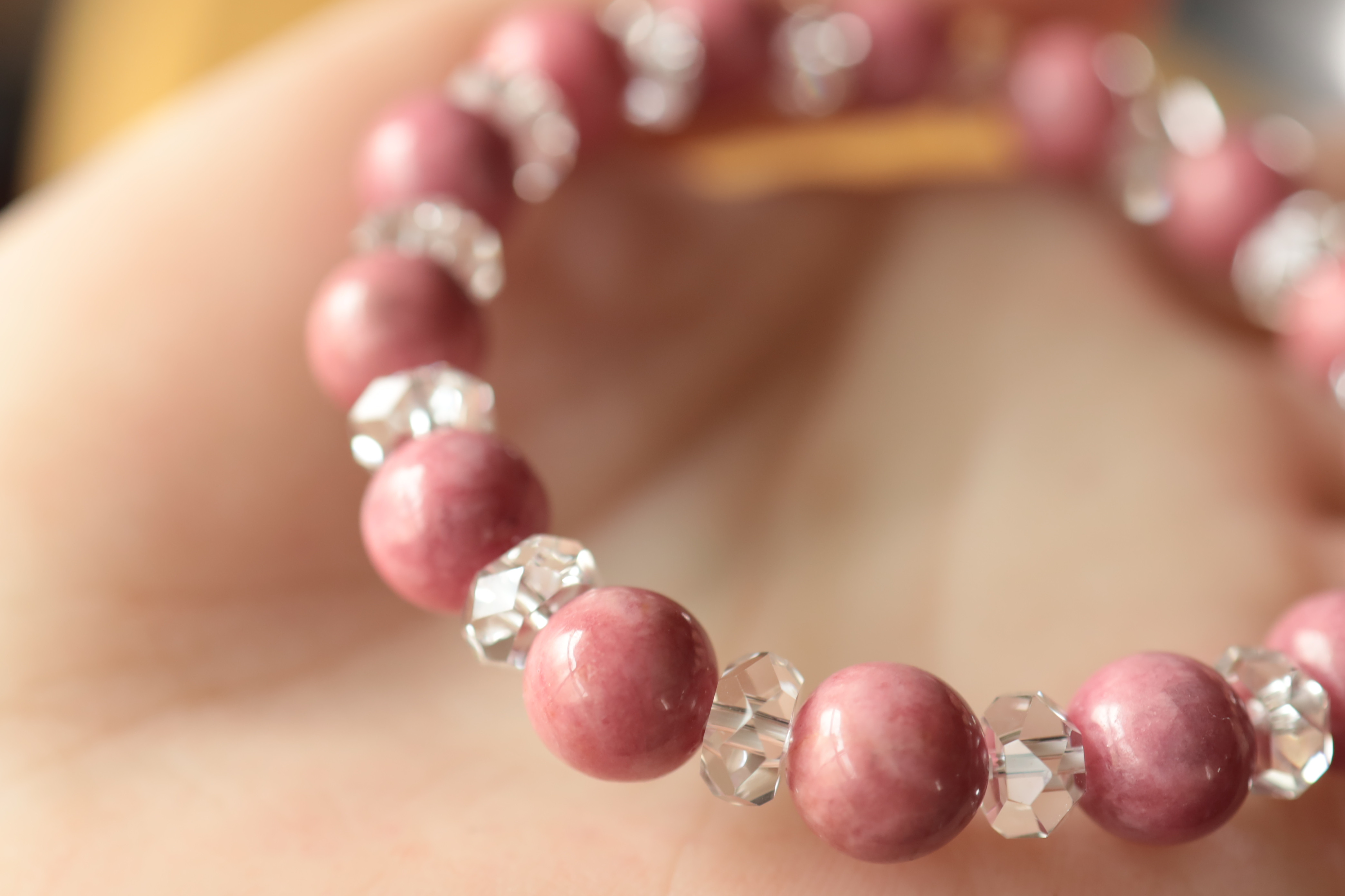 …☆プレミアムブレス☆友愛の心☆…☆ロードナイト：10ミリ＆水晶☆…☆天然石ブレスレット☆…