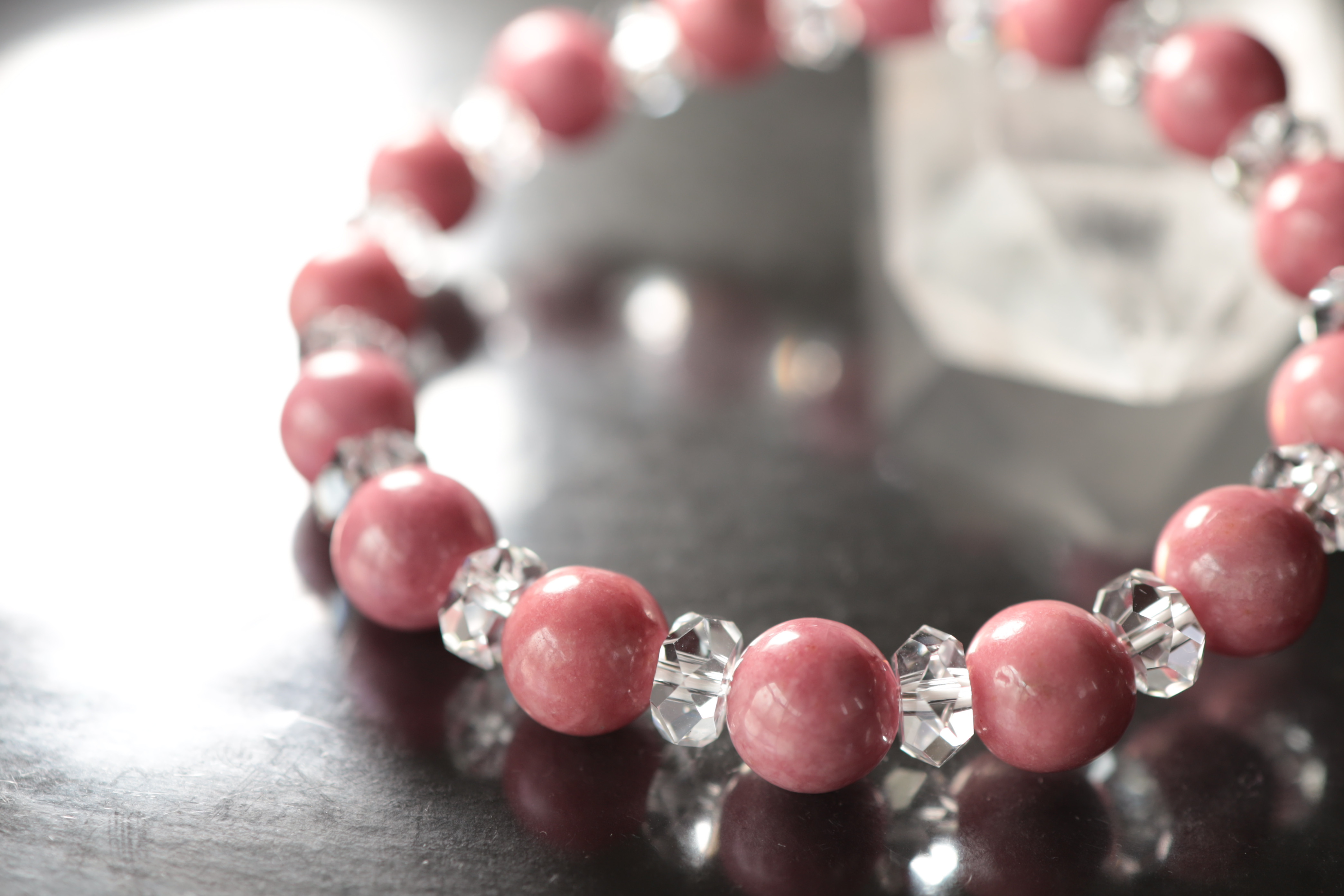 …☆プレミアムブレス☆友愛の心☆…☆ロードナイト：10ミリ＆水晶☆…☆天然石ブレスレット☆…