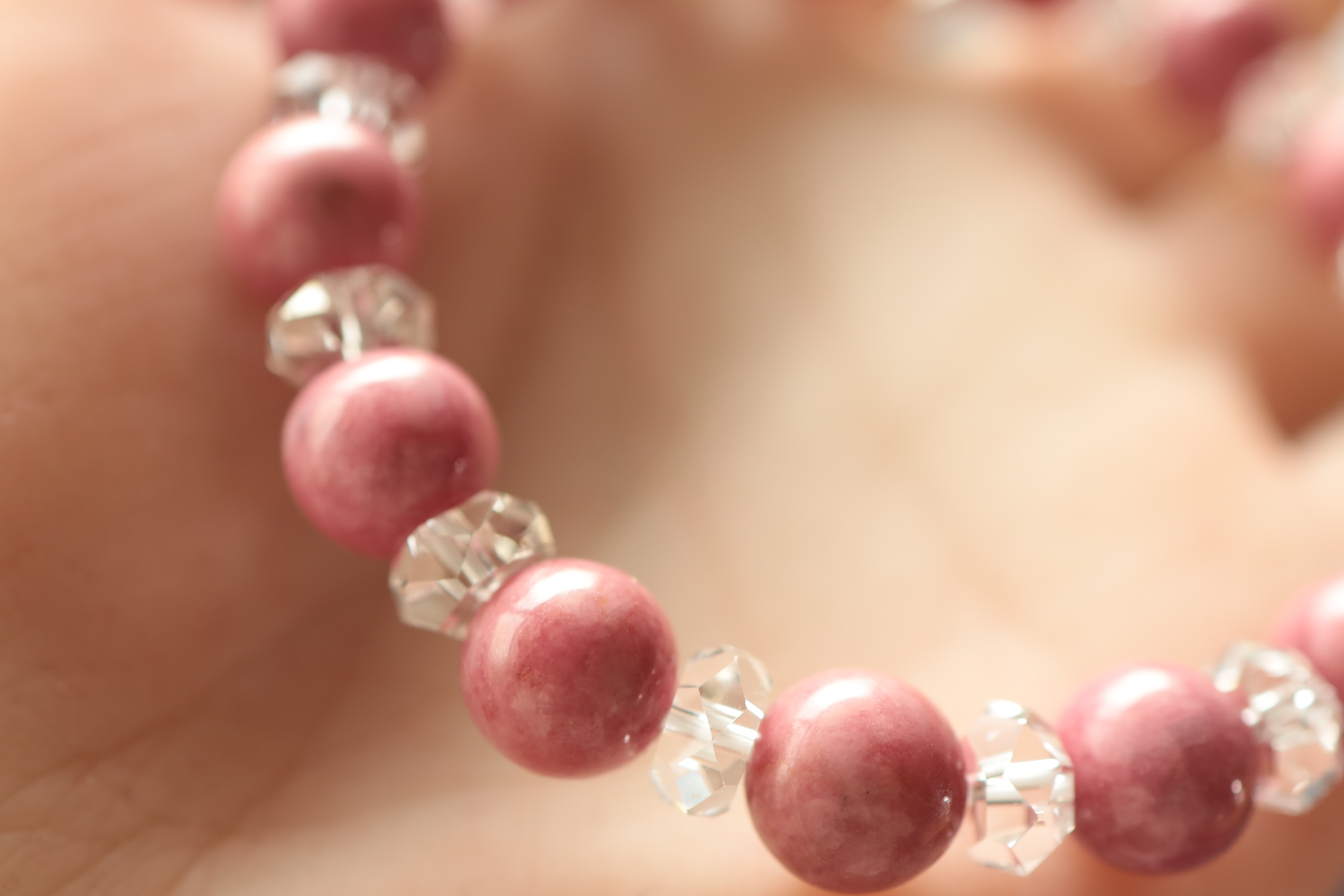 …☆プレミアムブレス☆友愛の心☆…☆ロードナイト：10ミリ＆水晶☆…☆天然石ブレスレット☆…