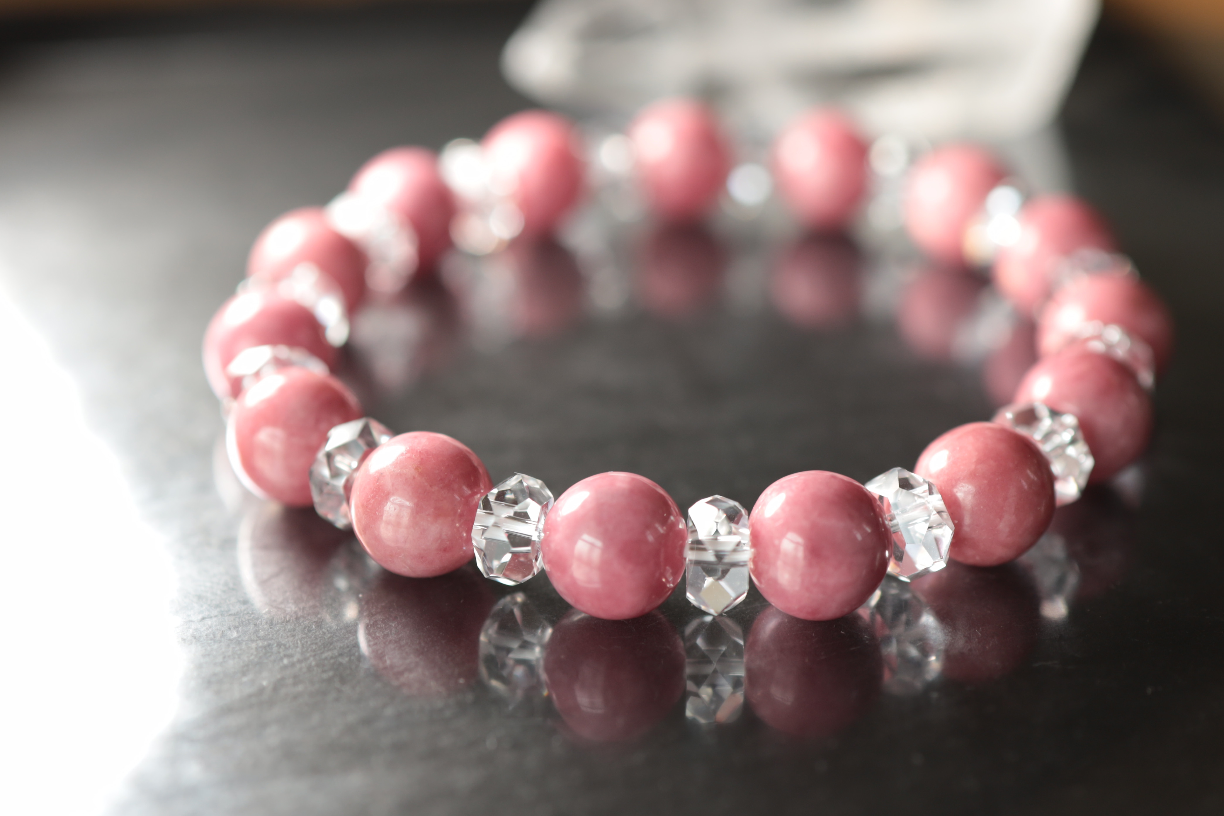 …☆プレミアムブレス☆友愛の心☆…☆ロードナイト：10ミリ＆水晶☆…☆天然石ブレスレット☆…