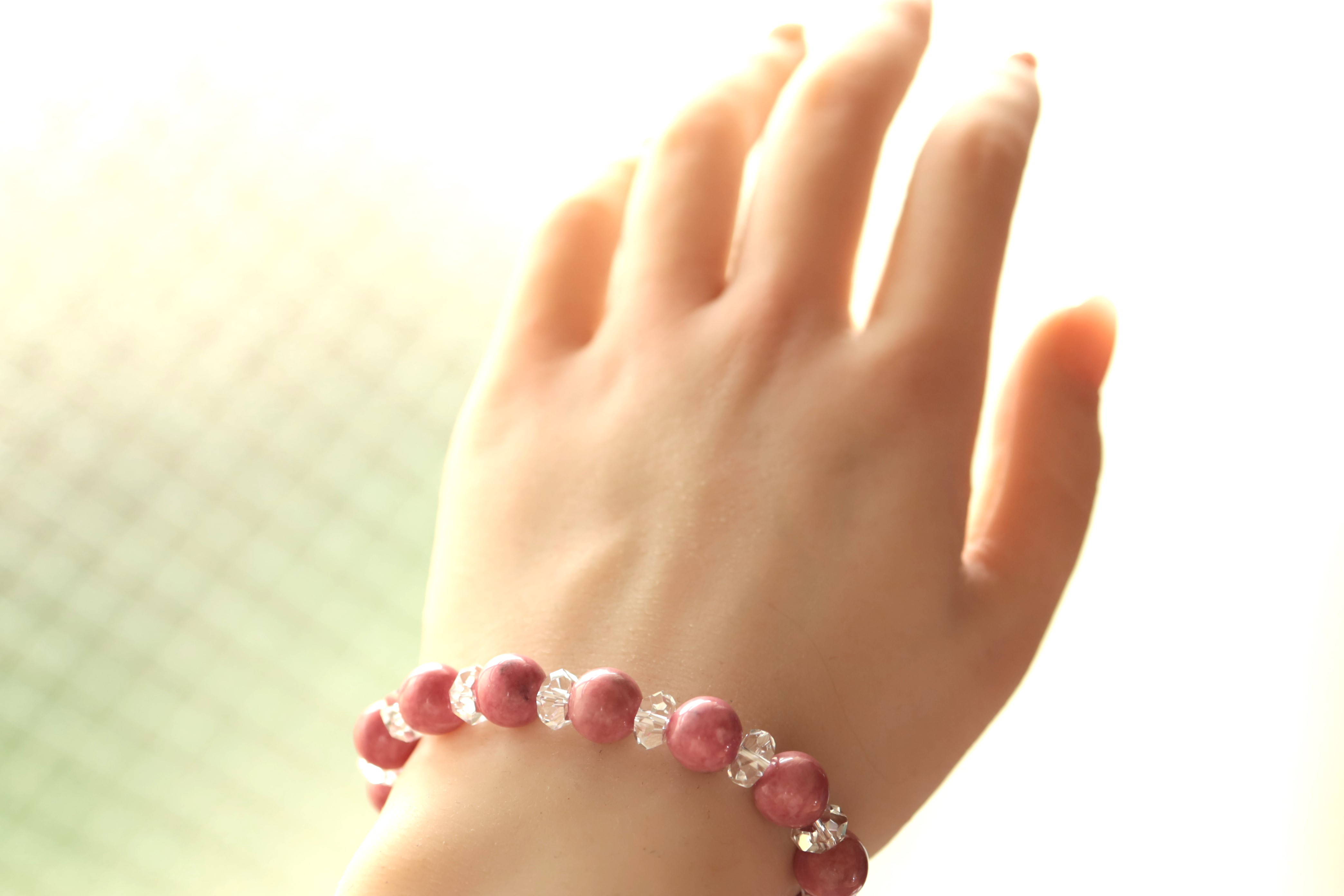 …☆プレミアムブレス☆友愛の心☆…☆ロードナイト：10ミリ＆水晶☆…☆天然石ブレスレット☆…