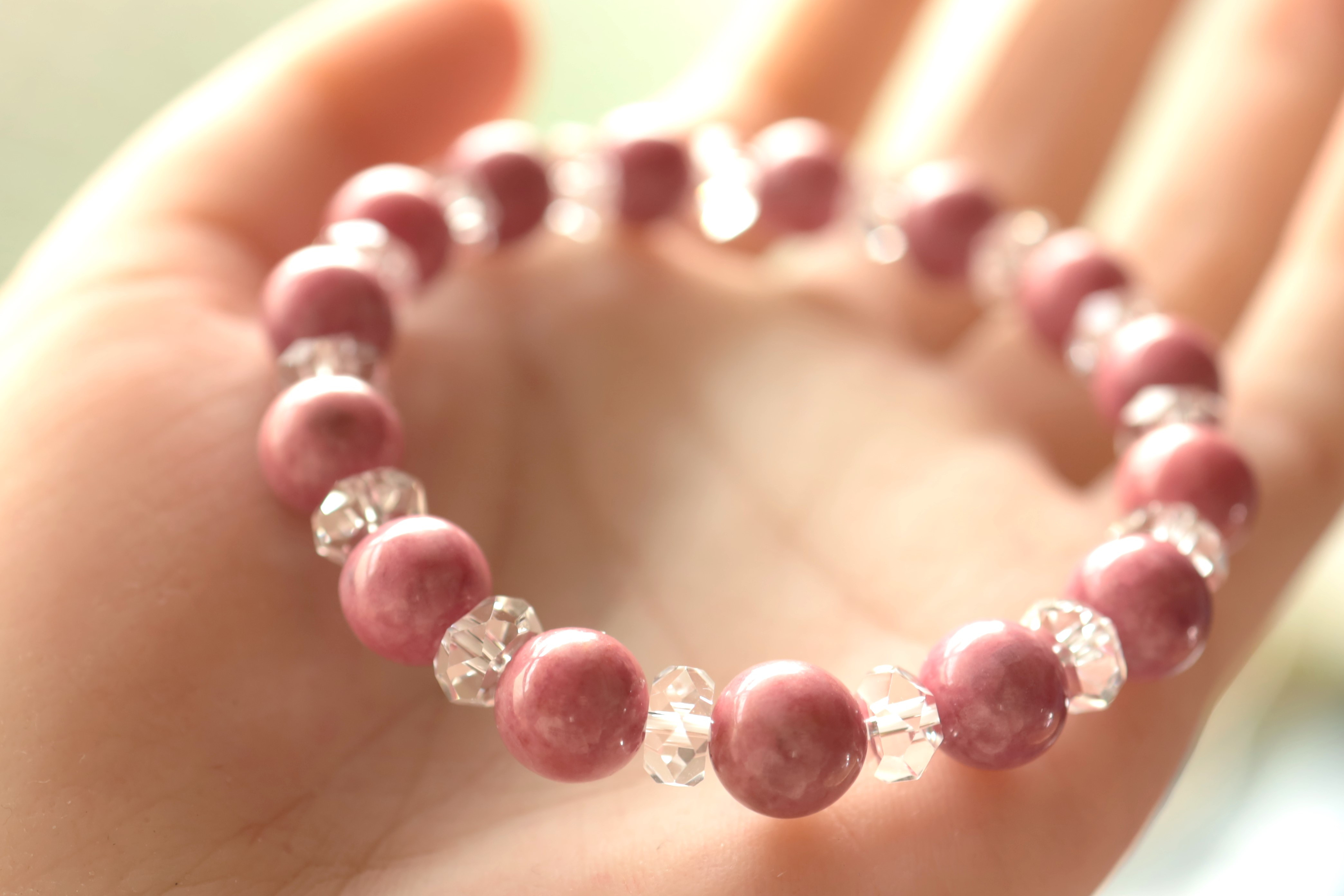 …☆プレミアムブレス☆友愛の心☆…☆ロードナイト：10ミリ＆水晶☆…☆天然石ブレスレット☆…