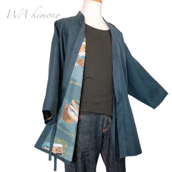 粋な裏付き作務衣 人物 風景柄 ハーフ 着物リメイク 紺 和装 和柄 アウター 男女兼用 男性 女性 (N5504) 1枚目の画像