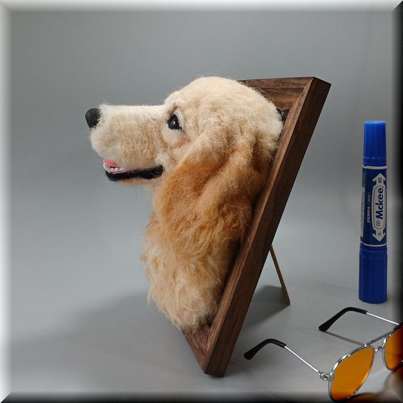羊毛フェルト　犬　額縁入りゴールデンレトリバー　 犬フィギュア 8枚目の画像
