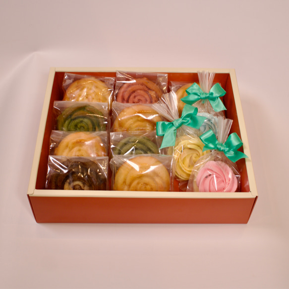 バラの焼き菓子BOX（バラのマドレーヌ９個、バラのクッキー３個） 6枚目の画像