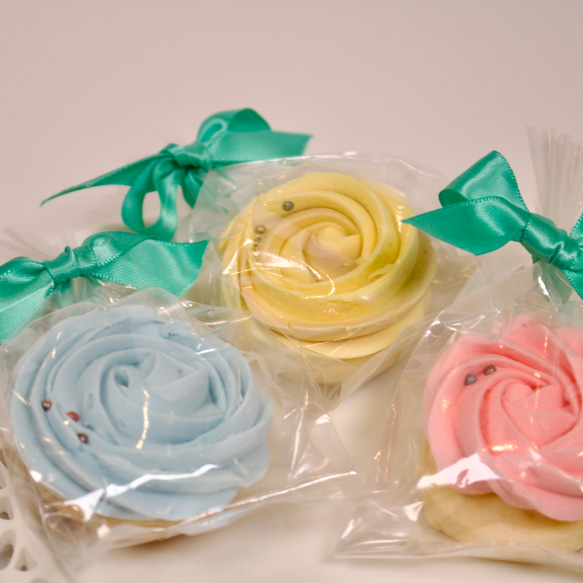 バラの焼き菓子BOX（バラのマドレーヌ９個、バラのクッキー３個） 5枚目の画像