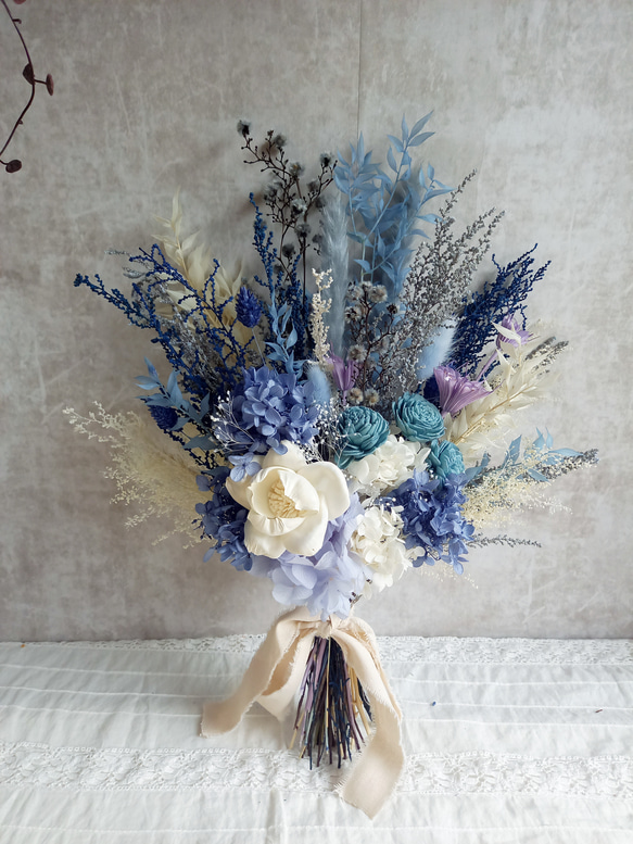 ブルー落ち着きあるスワッグ✲︎ プリザーブドフラワー　紫陽花