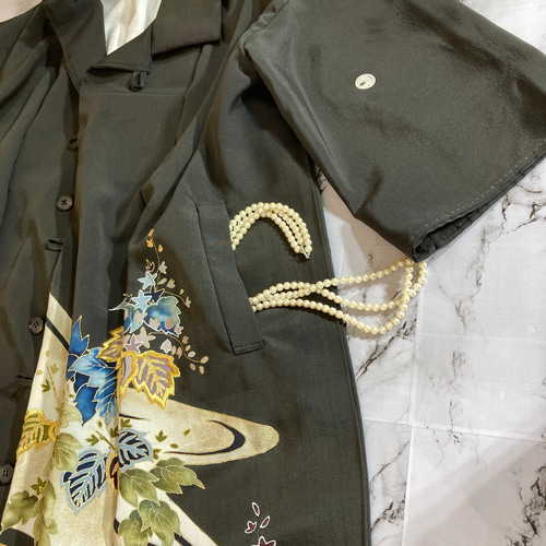 着物リメイク コート 黒留袖 襟付き❤️ 正絹 絵羽模様❣ 着物 おうん