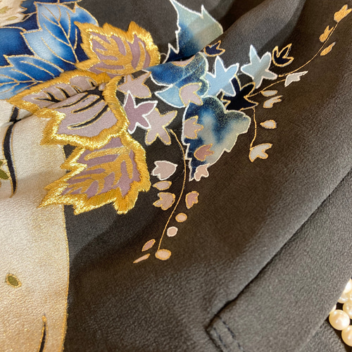 着物リメイク コート 黒留袖 襟付き❤️ 正絹 絵羽模様❣ 着物