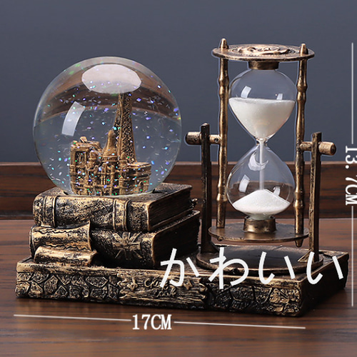 レトロな水晶の玉の砂時計時計の創意的な置物のワインの棚の応接間の