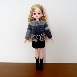 リカちゃんのカーディガン 1枚目の画像