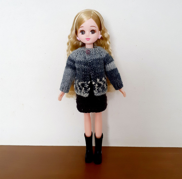 リカちゃんのカーディガン 1枚目の画像