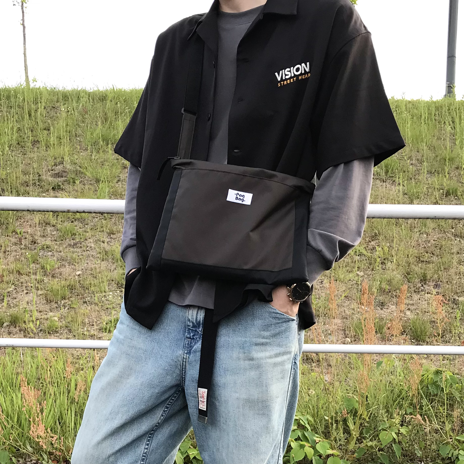 撥水KONOJIサコッシュ［選べるファスナー向き］※セミオーダー※受注生産※ご入金確認後に作製します。