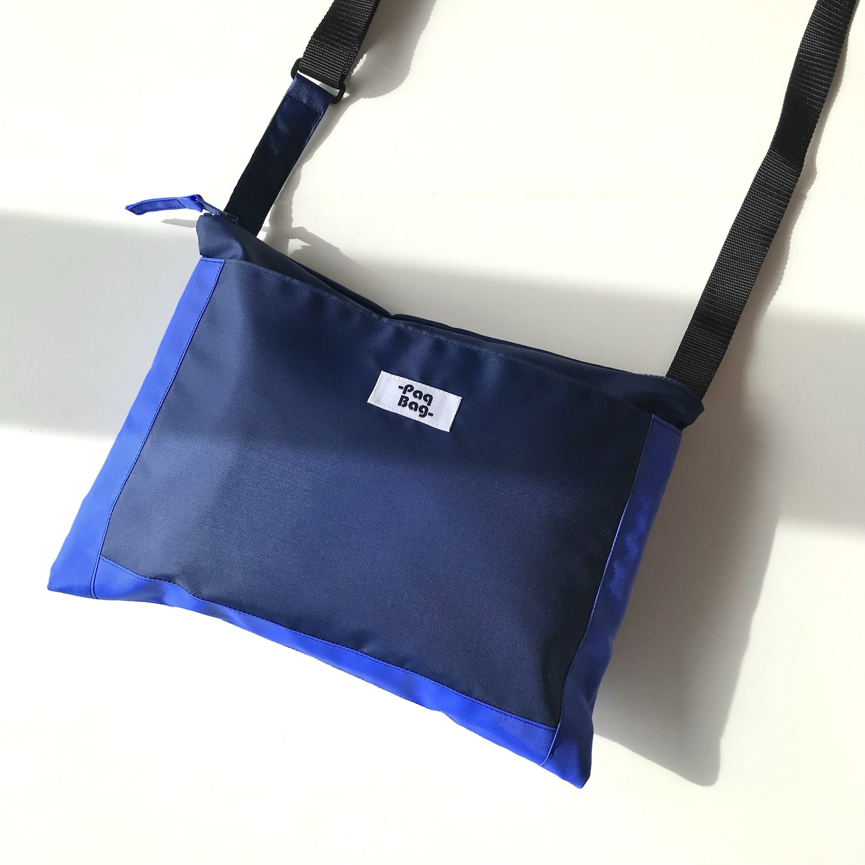撥水KONOJIサコッシュ［選べるファスナー向き］※セミオーダー※受注生産※ご入金確認後に作製します。