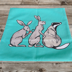 森のクッション rabbit＆skunk design  -ヒノキの香り- 5枚目の画像