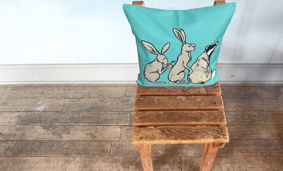 森林坐墊兔子&amp;臭鼬設計-扁柏香味- 第2張的照片