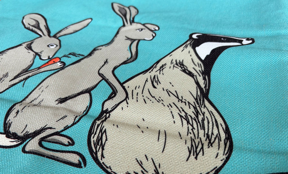 森林坐墊兔子&amp;臭鼬設計-扁柏香味- 第6張的照片