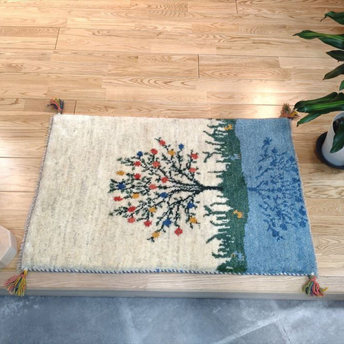 ペルシャ ギャッベ ザクロの木 美しい風景柄 90x60cm 厚み2.15cm